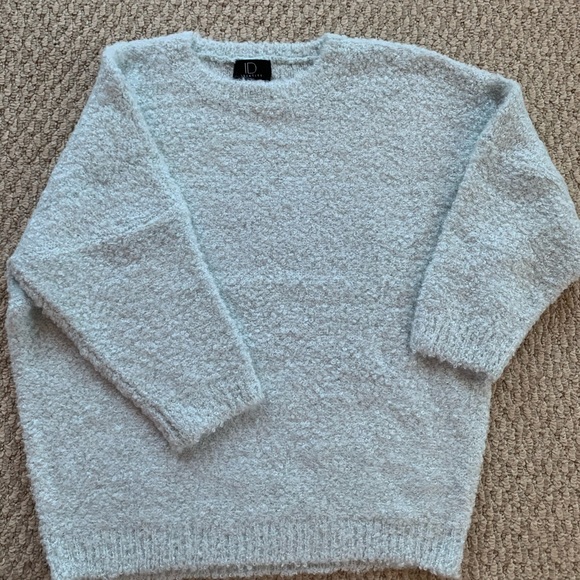 Forever 21 Fuzzy Crewneck Sweater S Small New - Picture 1 of 5